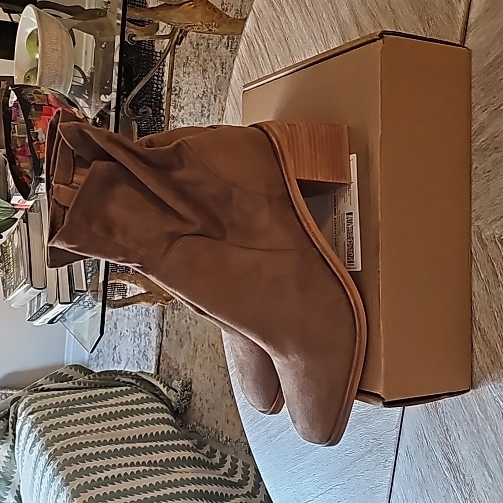 DOLCE VITA ANKLE BOOTS - Picture 4 of 6